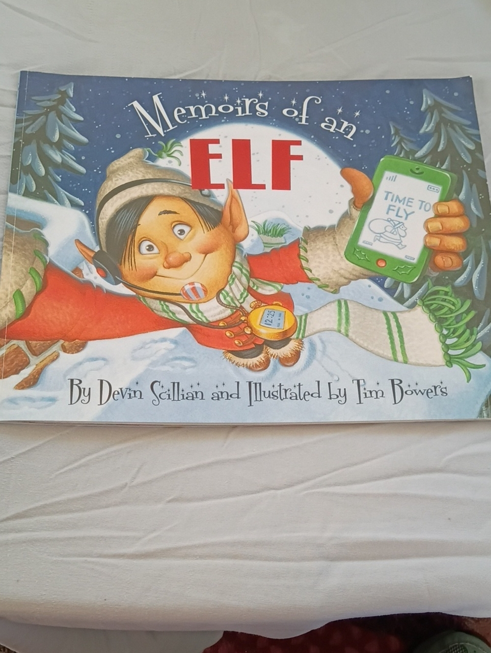 Memoirs of an Elf - Illustrated Holiday Book (Multicolor)